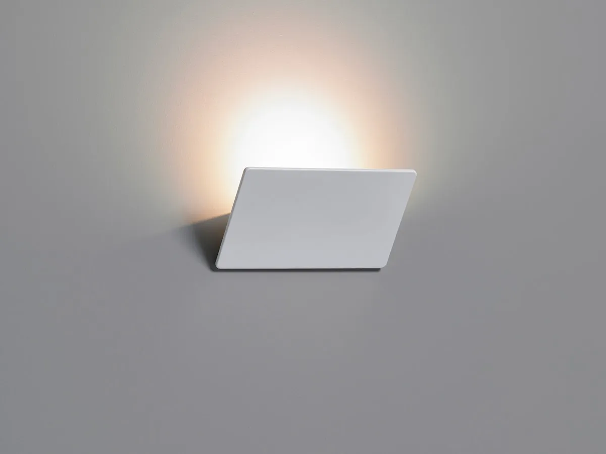 Applique murale LED décorative Blade — 6 W — 274 lm — 2700 K — IP20 — image 1