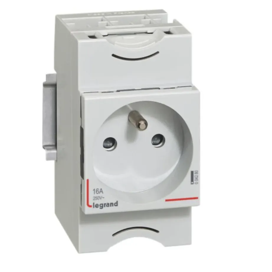Prise de courant modulaire 2P+T 16 A — à éclips — 2,5 modules — IP2X