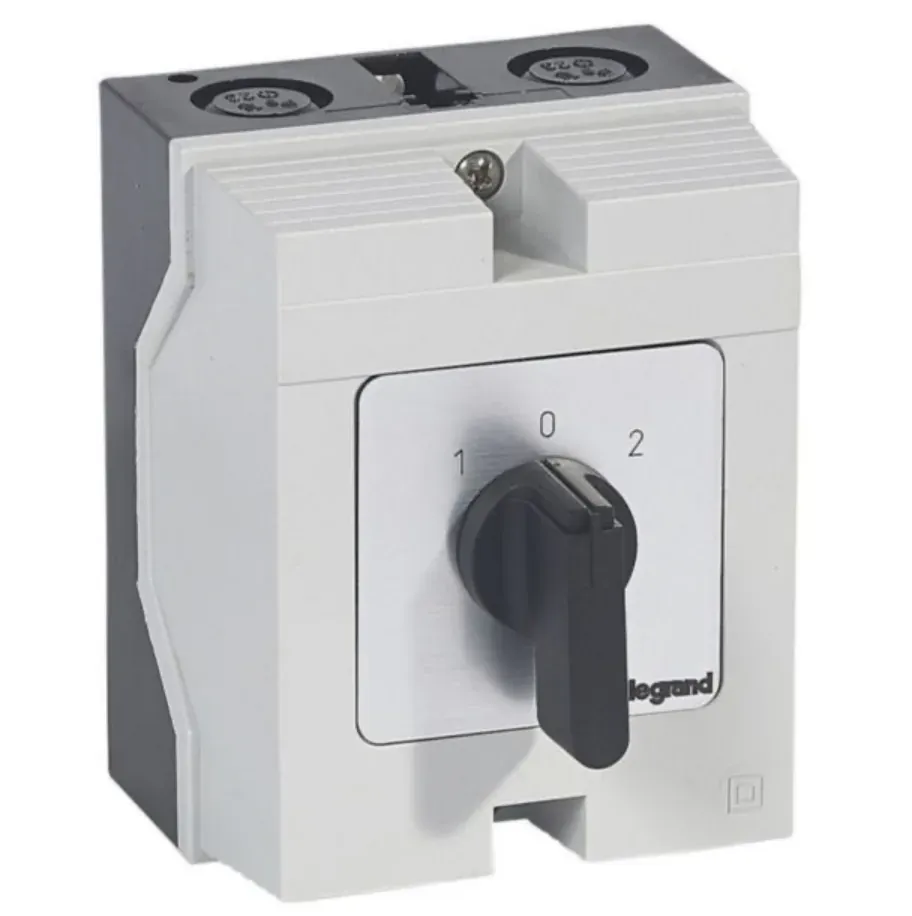 Commutateur à cames inverseur Legrand 027741 avec position arrêt 45° - PR26 - 2P/4 contacts - 32A - boîtier 96×120 mm — image 1