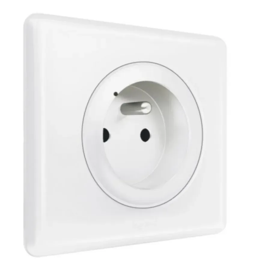 Prise connectée 2P+T 16 A (3680 W) — Céliane with Netatmo — image 1