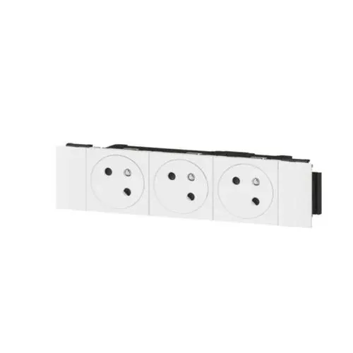 Triple prise 3×2P+T surface goulotte — 1 rangée × 6 modules — blanc