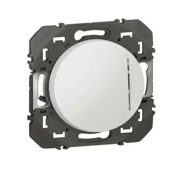Poussoir lumineux — 6 A 250 V~