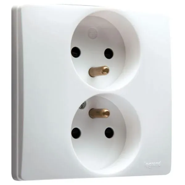 Double prise 2P+T 16 A — 2 modules — Niloé Pur — image 1