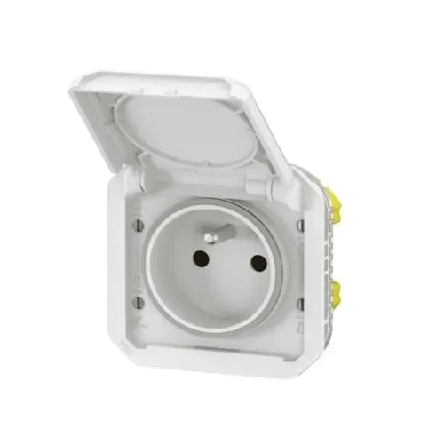 Prise 2P+T 16 A 250 V à éclips — IP55 IK08