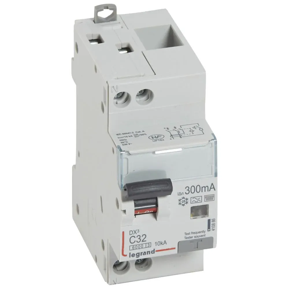 Disjoncteur différentiel DX³ 6000 — 32A 300mA type F 1P+N — image 1