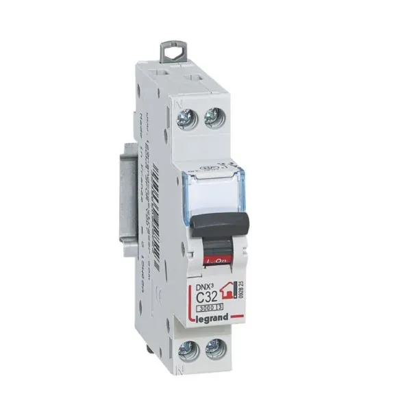 Disjoncteur modulaire 1P+N 32 A 3 kA — bornes à vis — image 1